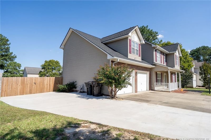 165 Cresthaven Dr, Sanford, NC 27332