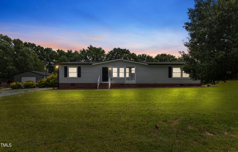 165 Dawn Rd, Benson, NC 27504