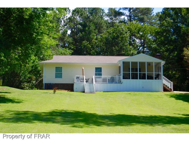 165 Duck Ln, Sanford, NC 27332