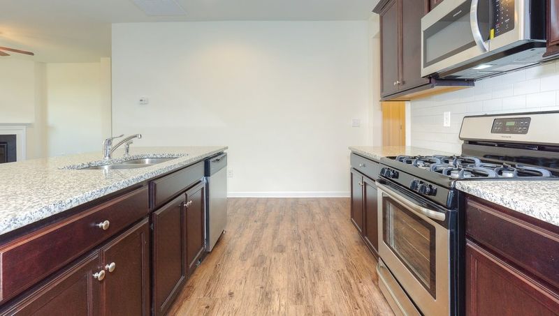 165 S Great White Way, Clayton, NC 27527