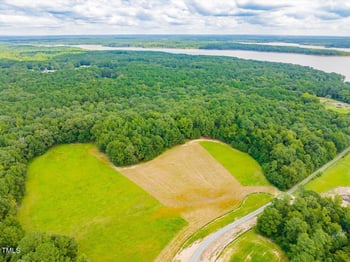 165 Lakeside Dr, Chapel Hill, NC 27514