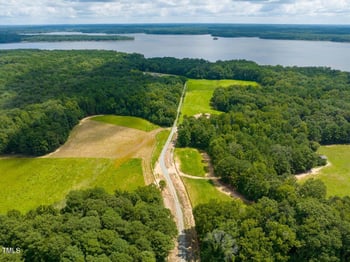 165 Lakeside Dr, Chapel Hill, NC 27514