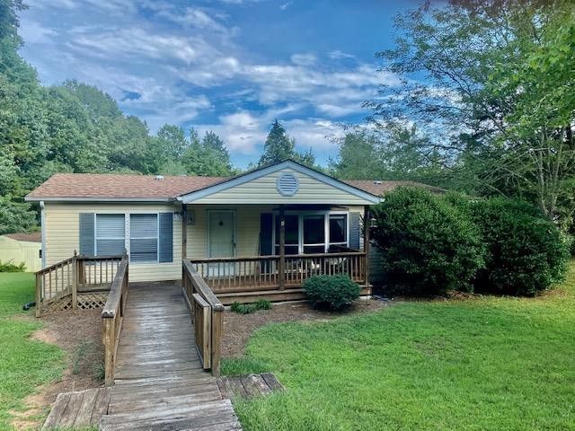 165 Macbeth Ln, Roxboro, NC 27574