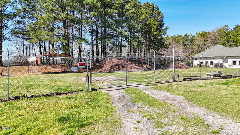 165 Raleigh St, Angier, NC 27501