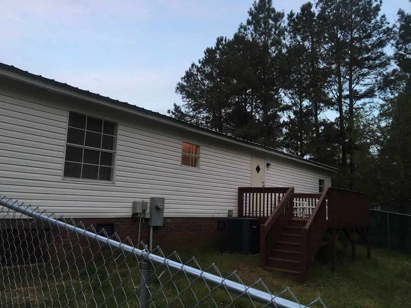 165 Sheffield Dr, Four Oaks, NC 27524
