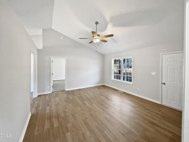 165 Sommerset Dr, Clayton, NC 27520