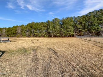 165 Sommerset Dr, Clayton, NC 27520