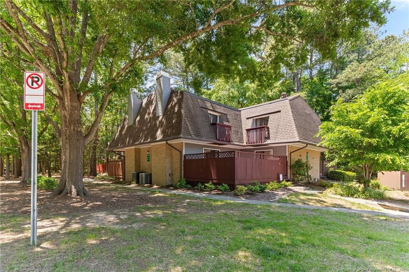 165 Springberry Ln #165, Chapel Hill, NC 27517