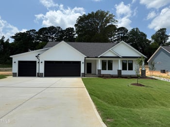 165 Tee Dr, Selma, NC 27576