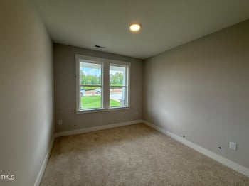 165 Tee Dr, Selma, NC 27576