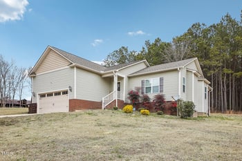 165 Turlington Rd, Dunn, NC 28334