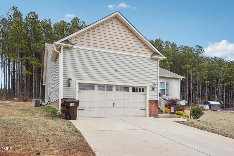 165 Turlington Rd, Dunn, NC 28334