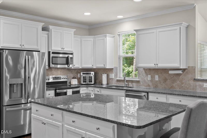 165 Willow Ridge Dr, Louisburg, NC 27549