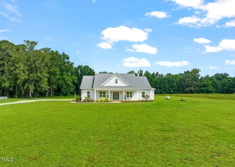 1650 Allens Crossroads Rd, Four Oaks, NC 27524