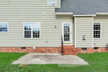 1650 Pristine Ln, Hope Mills, NC 28314