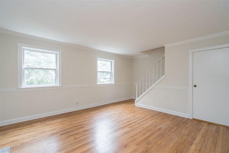 1650 Sutton Dr, Raleigh, NC 27605