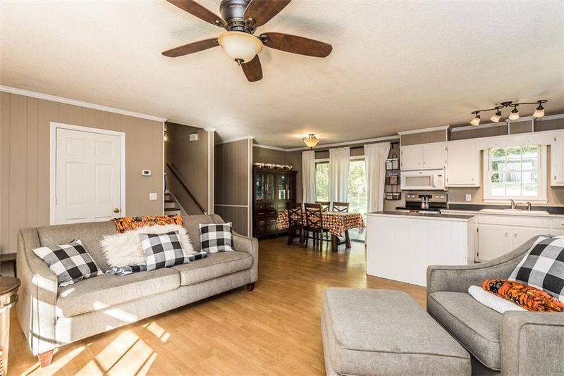 1653 Dandora Rd, Burlington, NC 27217