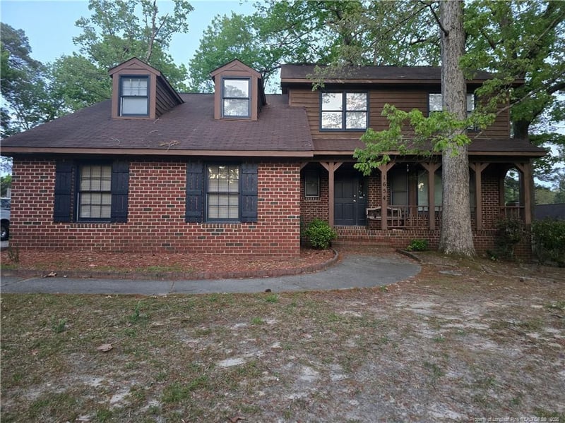 1654 Baysden Ct, Fayetteville, NC 28303