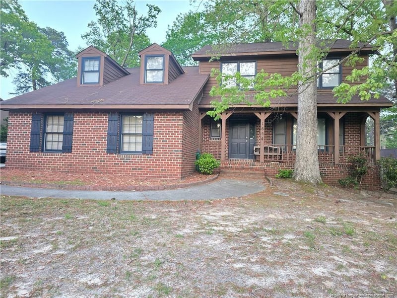 1654 Baysden Ct, Fayetteville, NC 28303