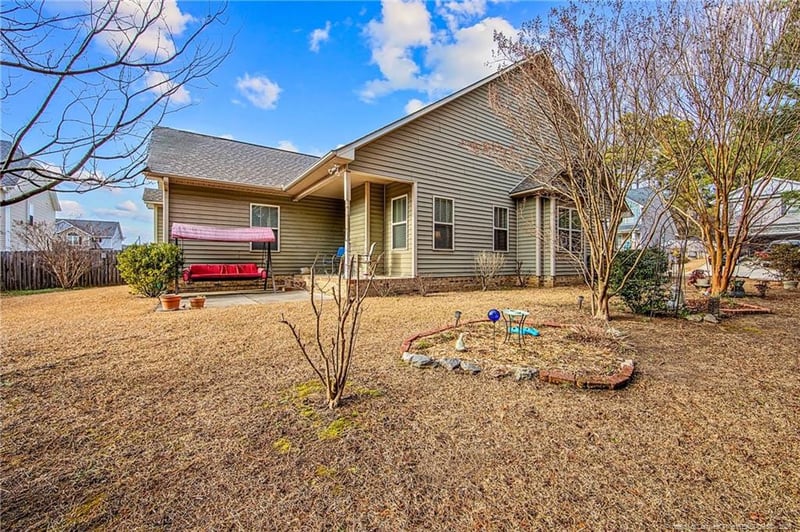 1655 Rock Creek Ln, Fayetteville, NC 28301
