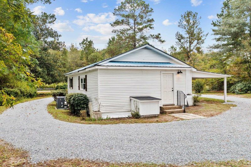 1656 Antioch Church Rd, Dunn, NC 28334