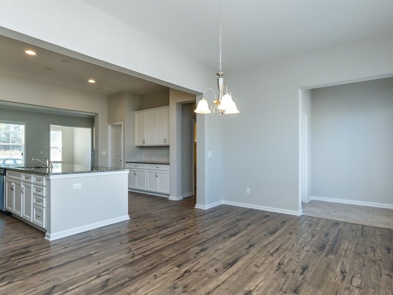1657 Highpoint St, Wake Forest, NC 27587