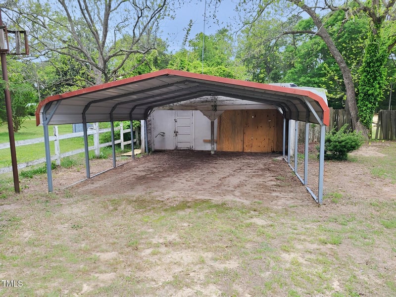 1657 Old Grantham Rd, Goldsboro, NC 27530