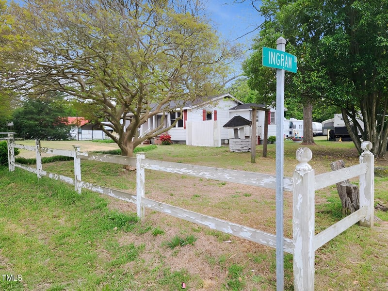 1657 Old Grantham Rd, Goldsboro, NC 27530