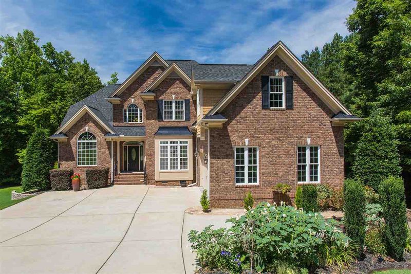 166 Barringer Dr, Garner, NC 27529
