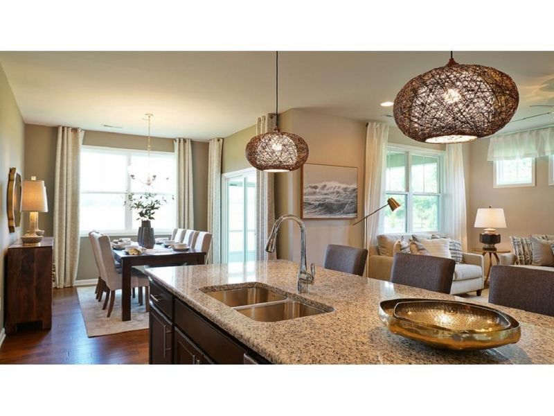 166 Brocks Tc, Burlington, NC 27215