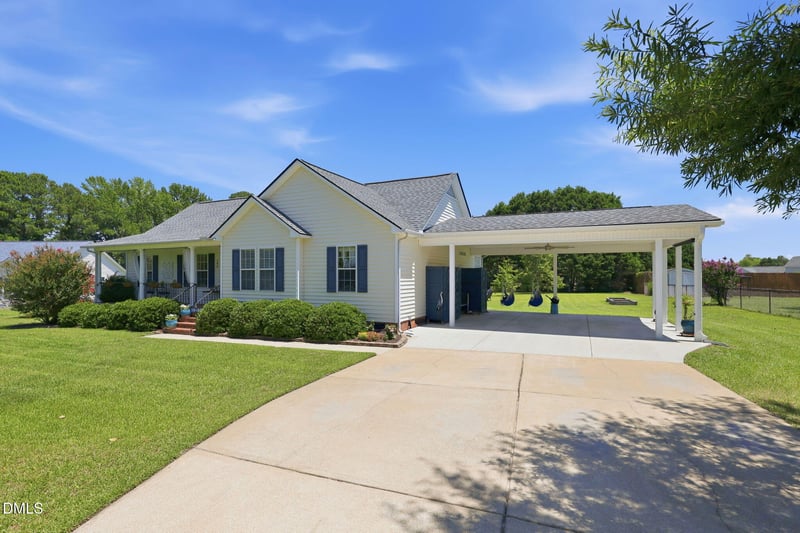 166 Edmondson Dr, Willow Springs, NC 27592