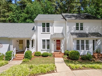 166 Greenmont Ln, Cary, NC 27511