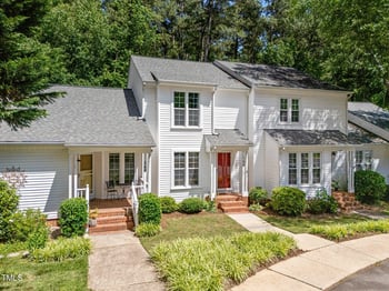 166 Greenmont Ln, Cary, NC 27511
