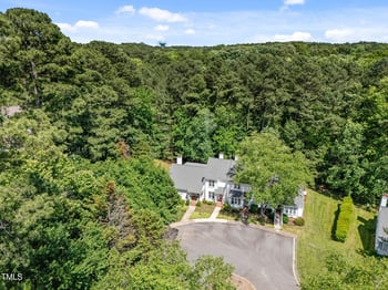 166 Greenmont Ln, Cary, NC 27511