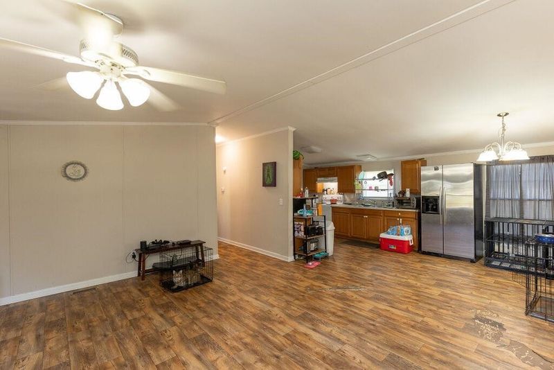 166 Hunter Landing Dr, Smithfield, NC 27577