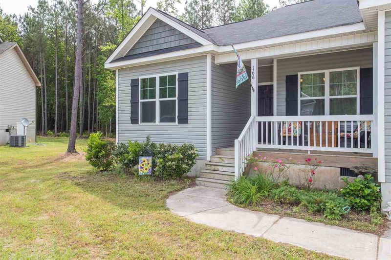 166 Moss Landing Dr, Selma, NC 27576