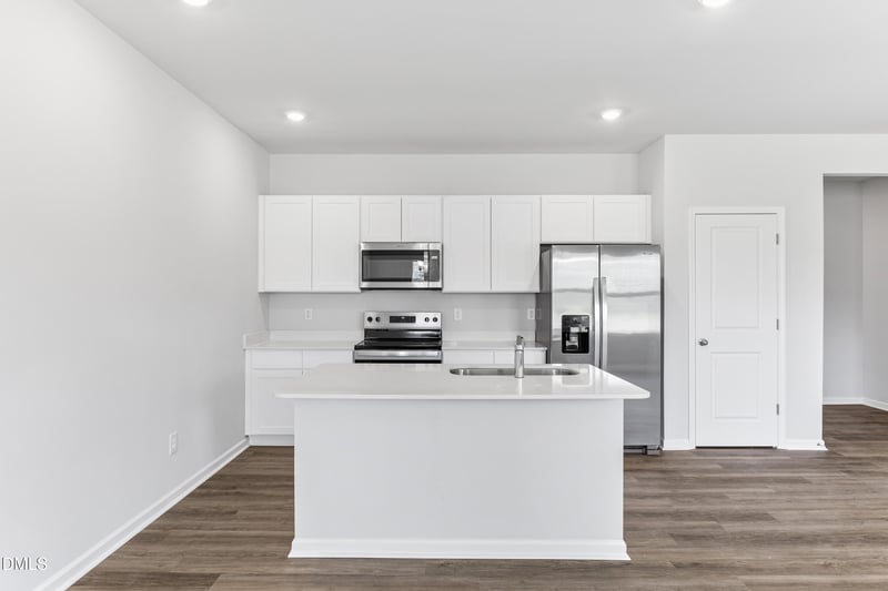 166 Shiloh Woods Cir, Smithfield, NC 27577