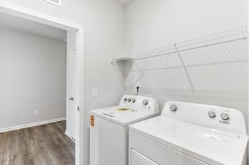 166 Shiloh Woods Cir, Smithfield, NC 27577