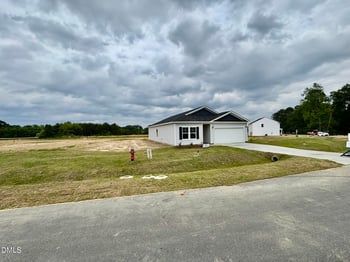 166 Shiloh Woods Cir, Smithfield, NC 27577