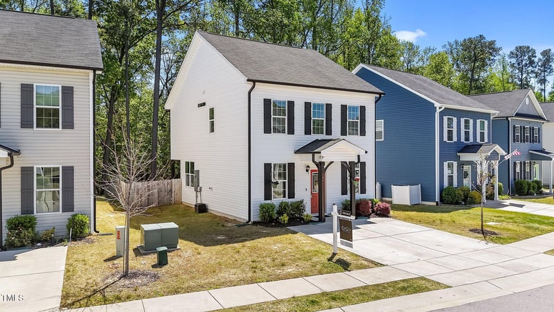 166 Yellow Jacket Rg, Clayton, NC 27520