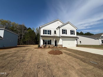 1660 Elk Run Dr, Fayetteville, NC 28312