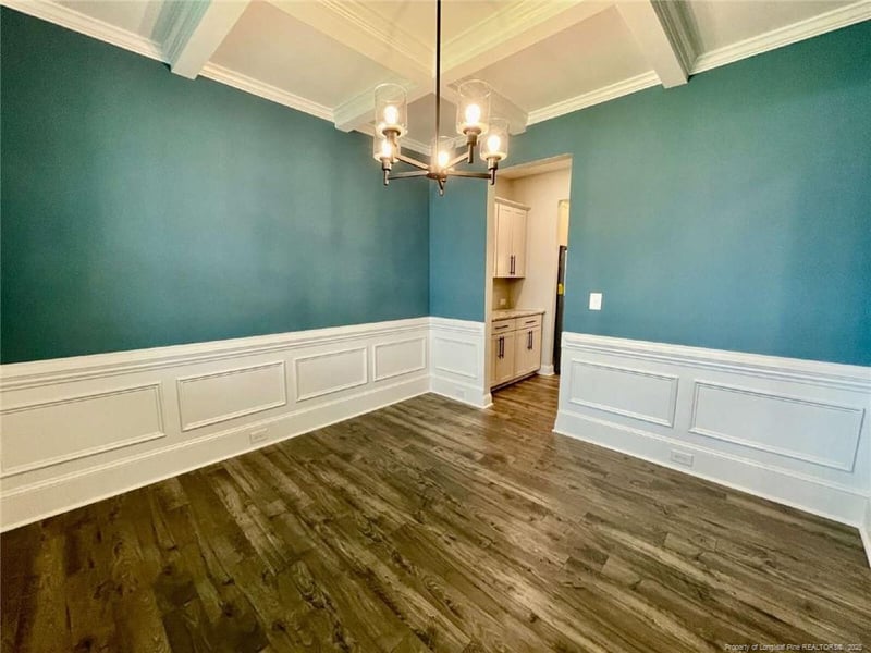 1661 Seattle Slew Ln, Hope Mills, NC 28348