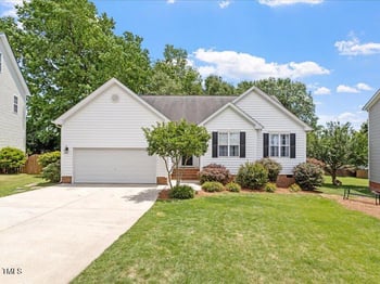 1662 Beechaven Rd, Fuquay Varina, NC 27526