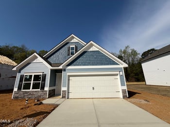 1664 Elk Run Dr, Fayetteville, NC 28312