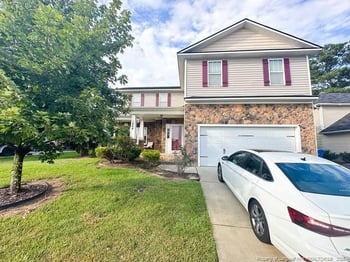 1664 Rock Creek Ln, Fayetteville, NC 28301