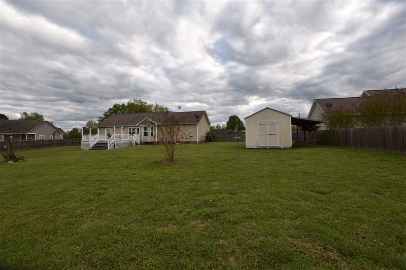 1668 Lee Rd, Clayton, NC 27520