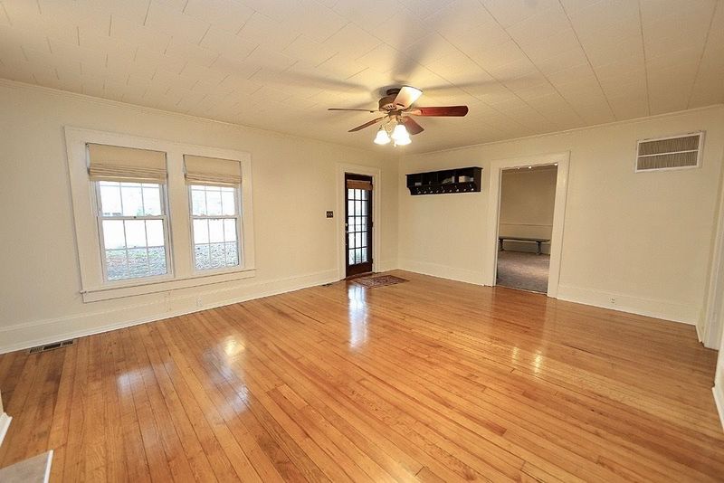 167 N Broad St W, Angier, NC 27501