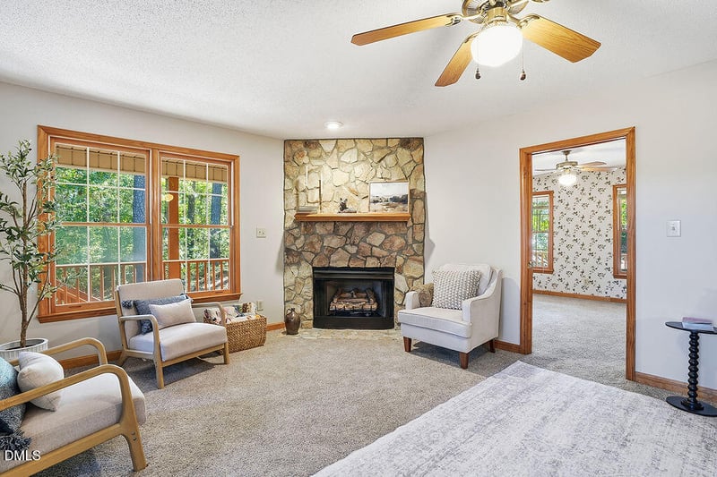 167 Coachmans Cove Rd, Four Oaks, NC 27524