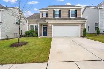 167 Creekhaven Dr, Angier, NC 27501
