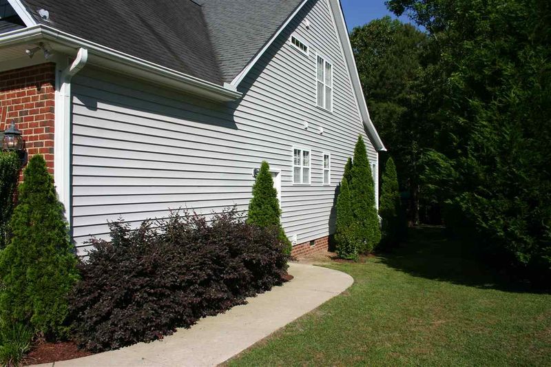 167 Hawks Nest Cir, Smithfield, NC 27577